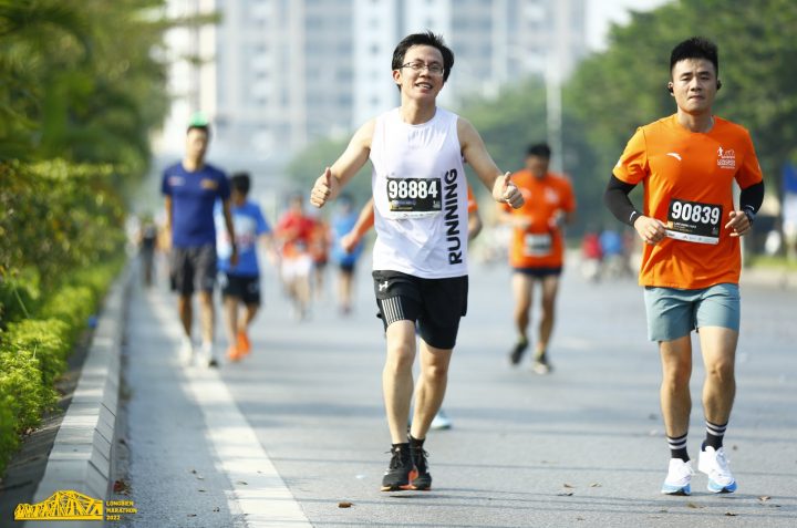 PHÁ VỠ GIỚI HẠN THỬ THÁCH BẢN THÂN VỚI GIẢI CHẠY “LONGBIEN MARATHON”